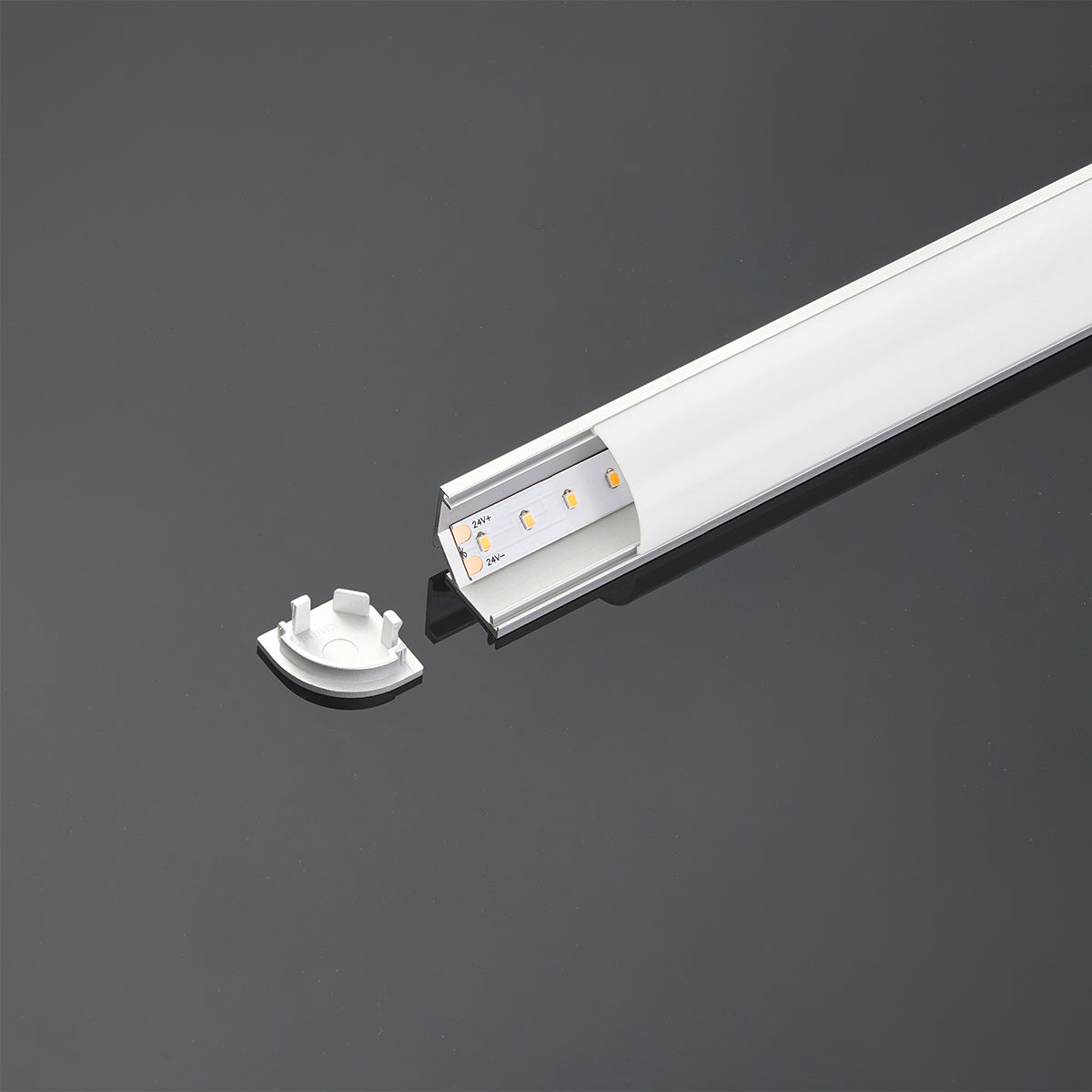 Kulma LED-profiili 1616 – 45° alumiiniprofiili LED-nauhoille (16x16 mm)