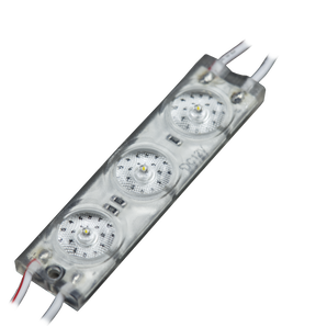 Taustavalomoduuli 12 V 6500 K, sisältää kolme LED-valoa tehokkuudella 153 lm/W, energiatehokas ja kestävä